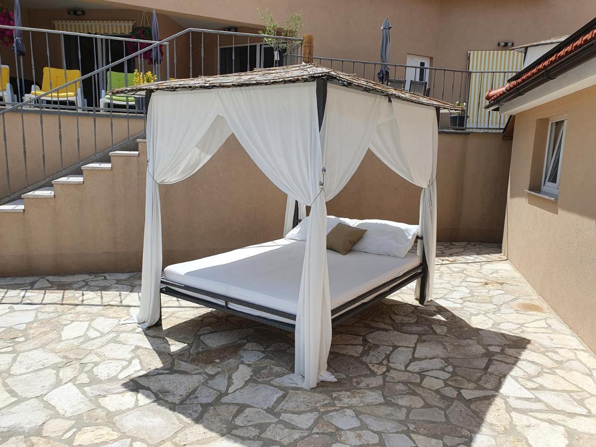 Apartments Kroatien Lovran Exterior photo