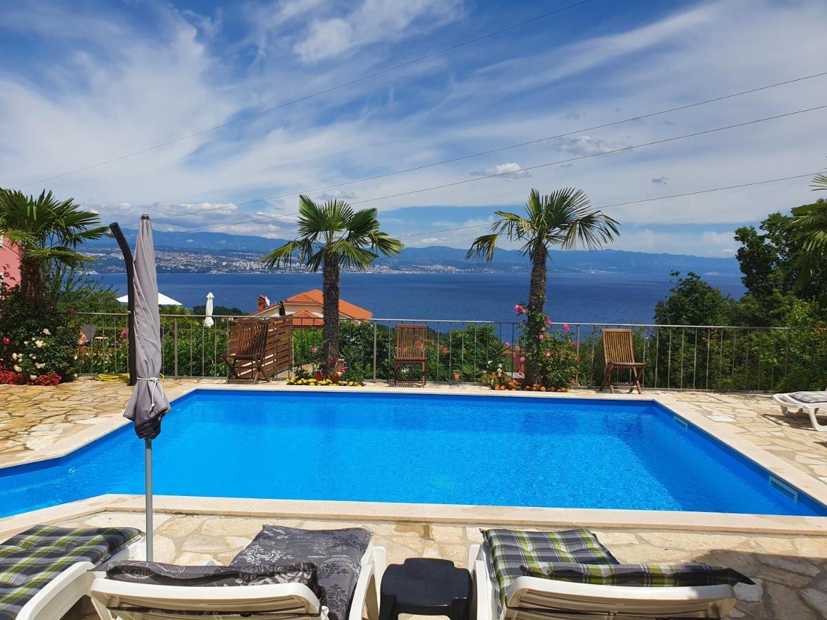 Apartments Kroatien Lovran Exterior photo