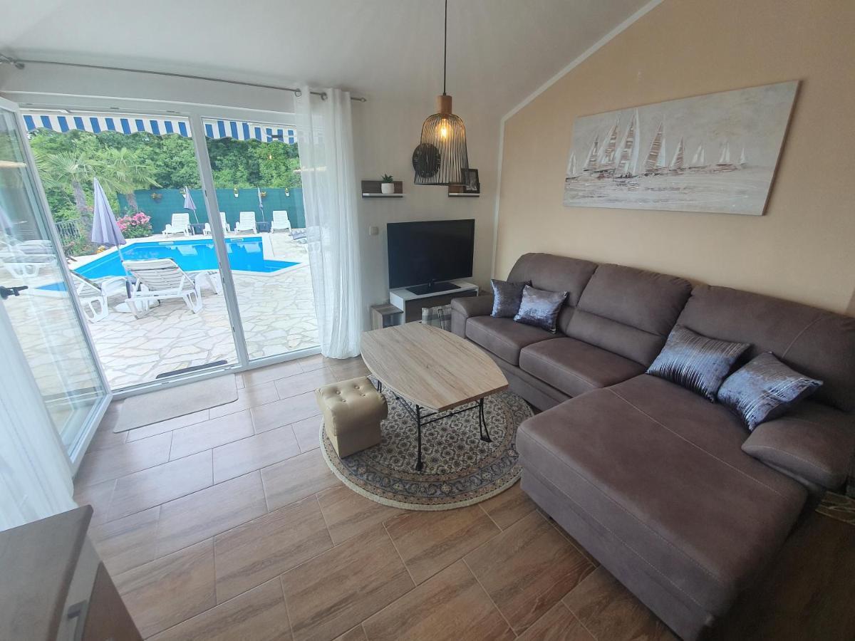 Apartments Kroatien Lovran Exterior photo
