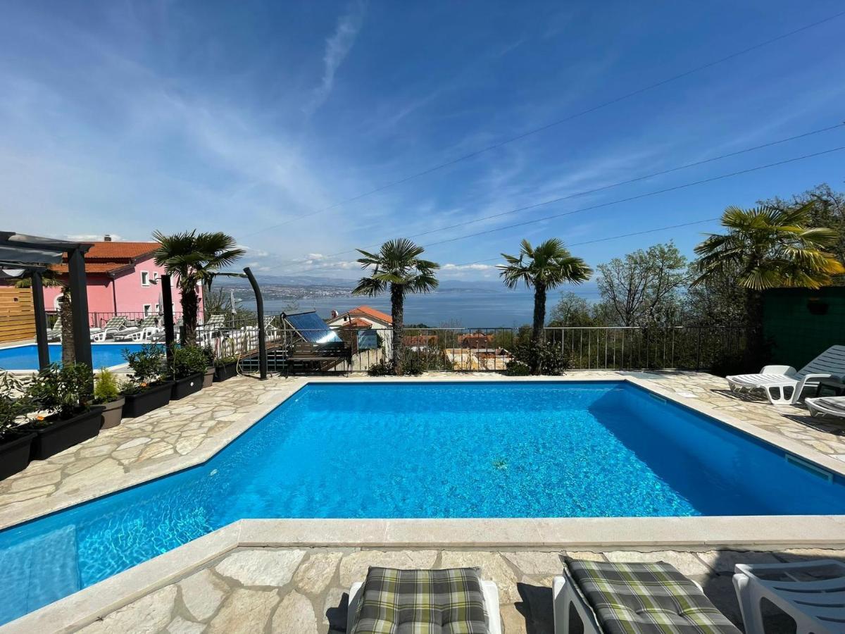 Apartments Kroatien Lovran Exterior photo